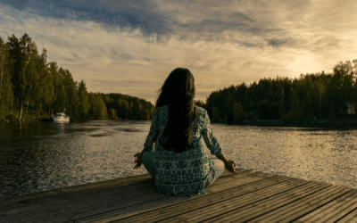 Méditation pour dormir : techniques et conseils pour un sommeil apaisé